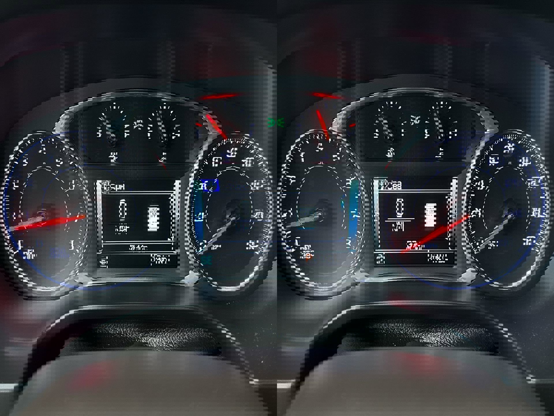 Used 2018 GMC Acadia SLT image 17