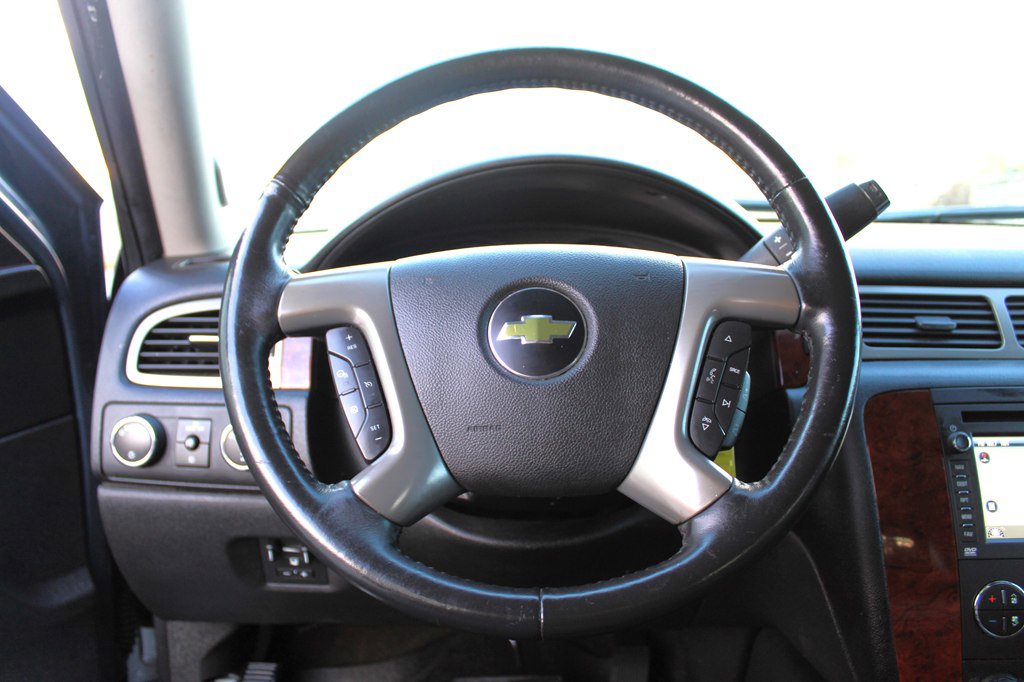 Used 2012 Chevrolet Avalanche LTZ image 12