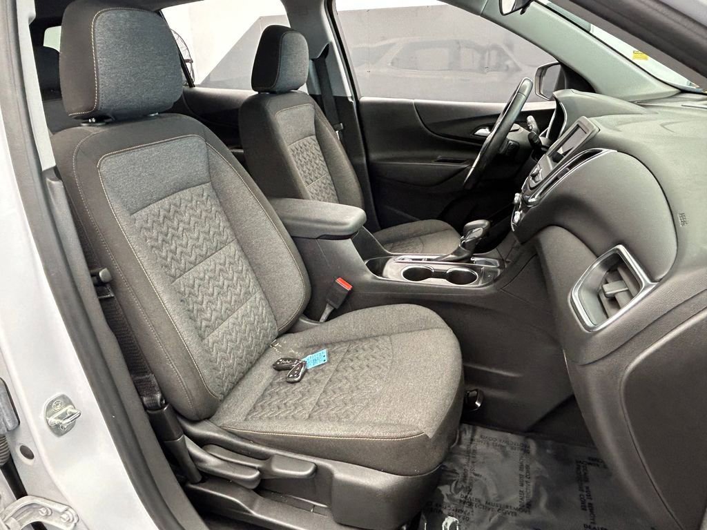 Used 2022 Chevrolet Equinox LT FWD image 43