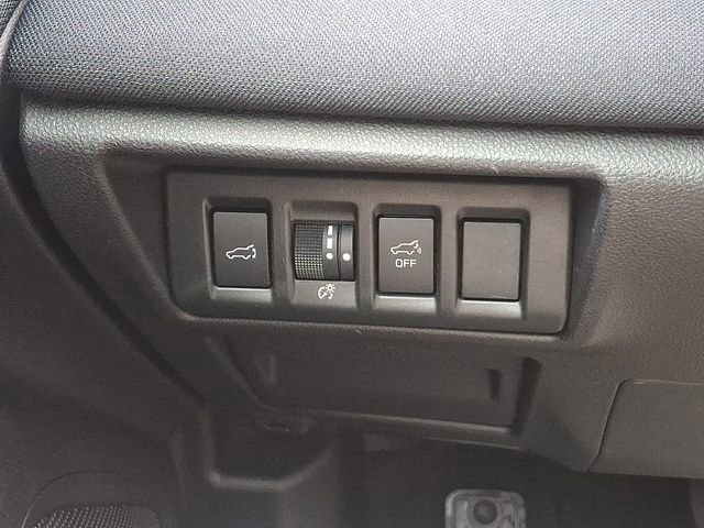 Used 2023 Subaru Outback Premium image 25