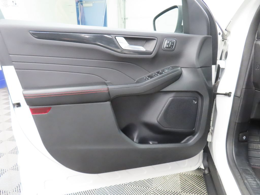 Used 2023 Ford Escape ST-Line Elite w/ Premium Technology Package AWD/4WD image 54