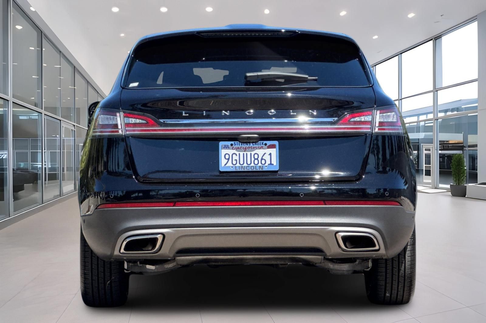 Used 2023 Lincoln Nautilus Reserve w/ Equipment Group 201A AWD/4WD image 5