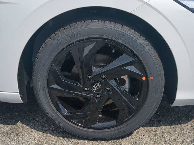 New 2026 Hyundai Elantra Sport FWD image 10