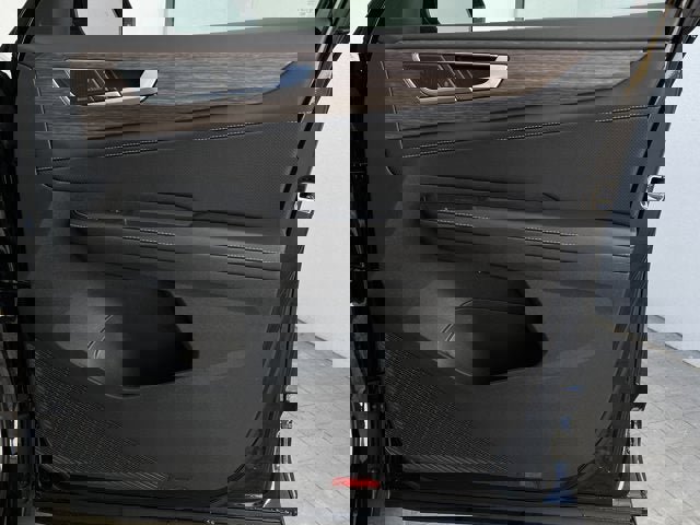 New 2026 Volkswagen Atlas SEL Premium R-Line image 19