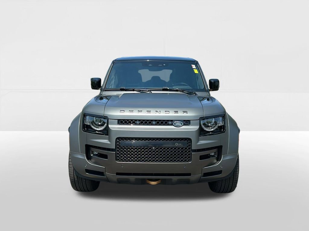 Certified 2025 Land Rover Defender 110 AWD/4WD image 3
