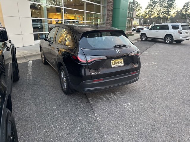 Used 2023 Honda HR-V LX image 6