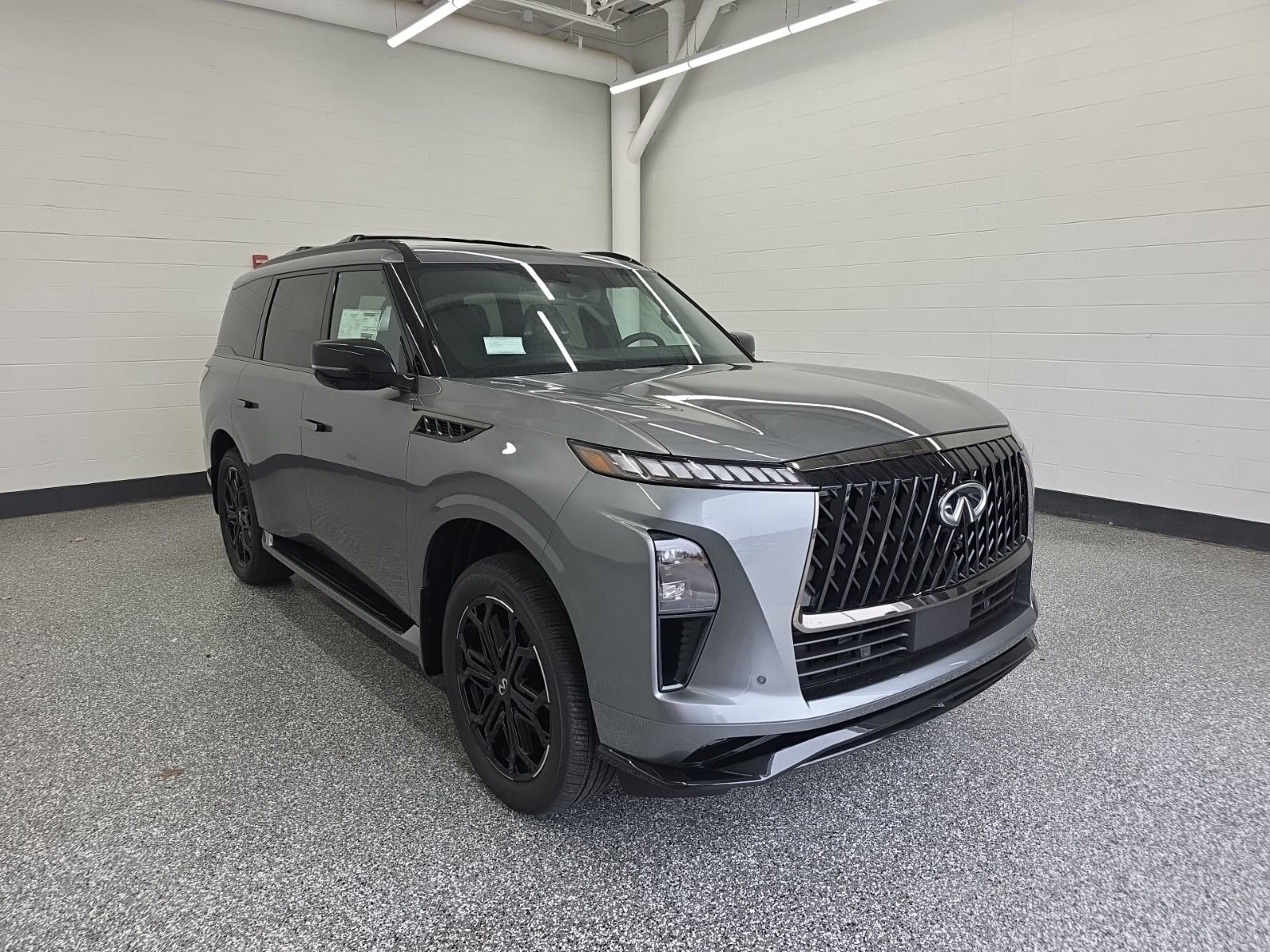 New 2026 INFINITI QX80 4WD image 7