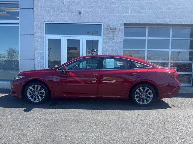Certified 2020 Toyota Avalon XLE w/ Moonroof Package image 1