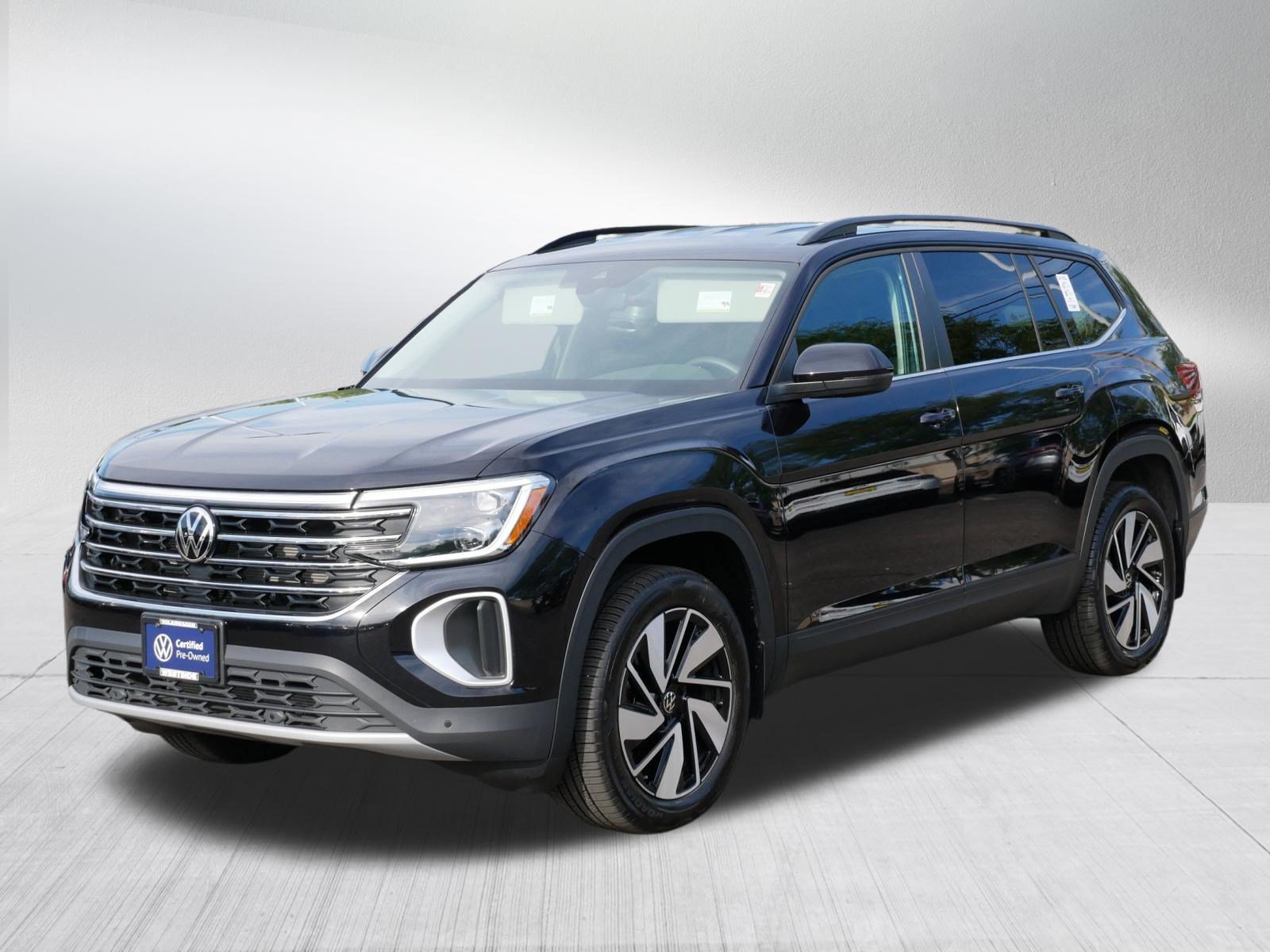 Certified 2026 Volkswagen Atlas SE AWD/4WD image 3