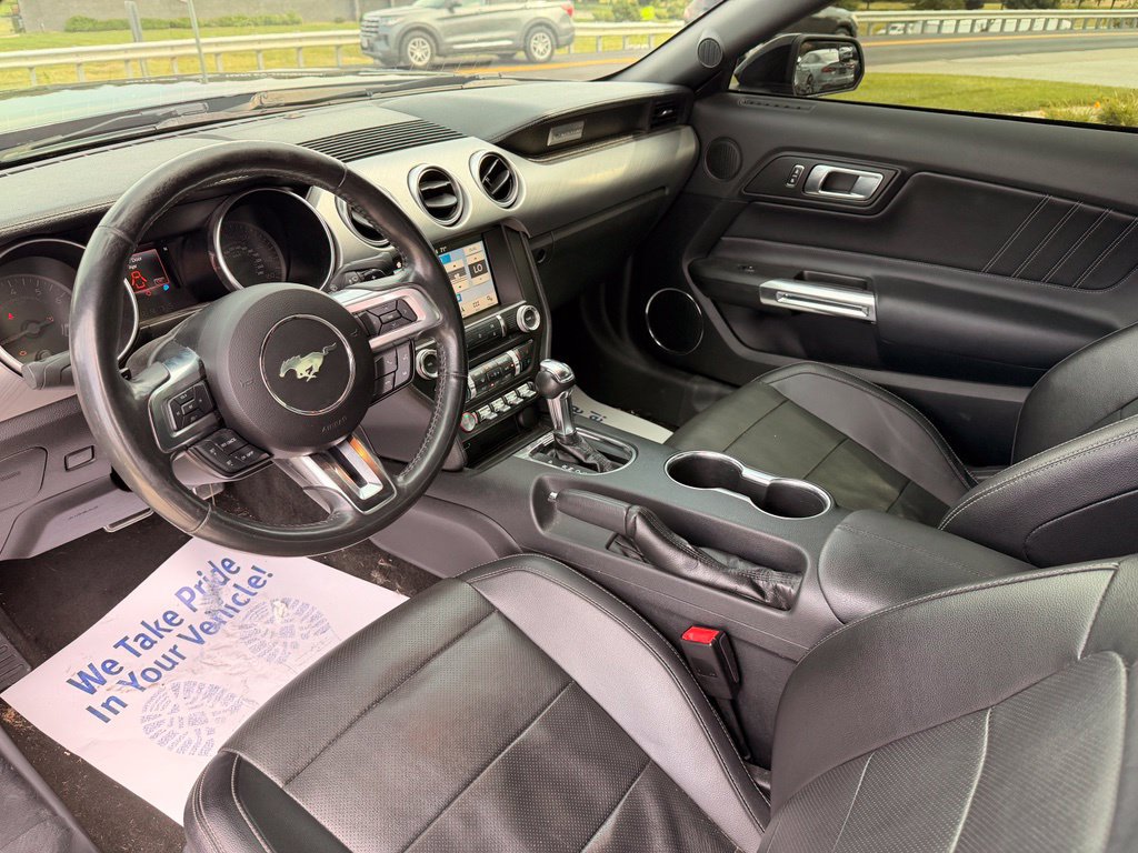 Used 2018 Ford Mustang GT Premium RWD image 4