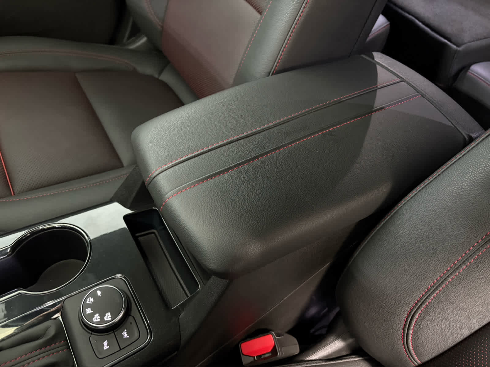 Certified 2025 Chevrolet Blazer RS w/ Driver Confidence II Package image 25