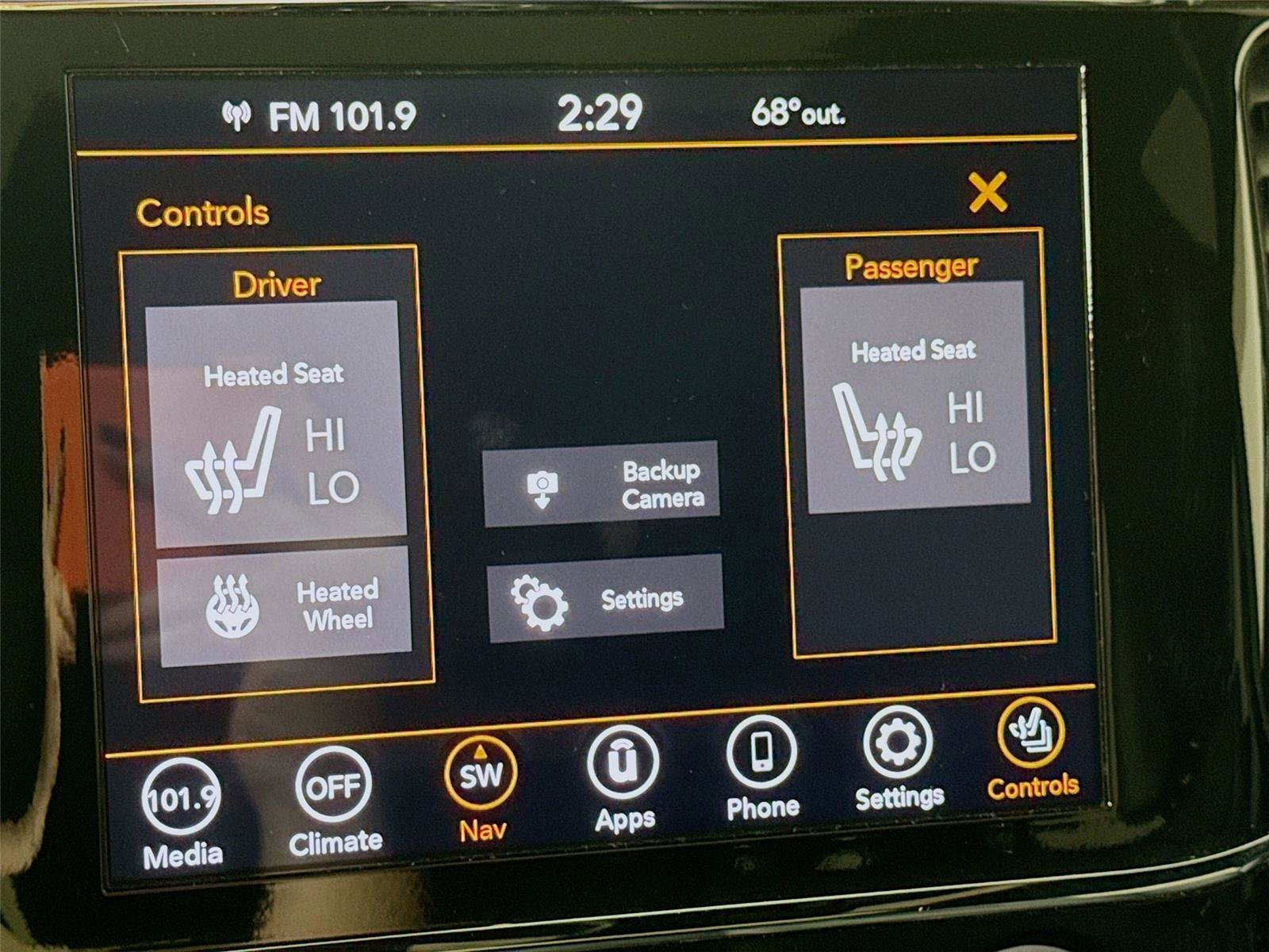 Used 2021 Jeep Grand Cherokee Limited w/ Trailer Tow Group IV AWD/4WD image 14