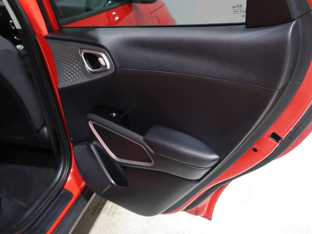 Used 2021 Kia Soul LX FWD image 24