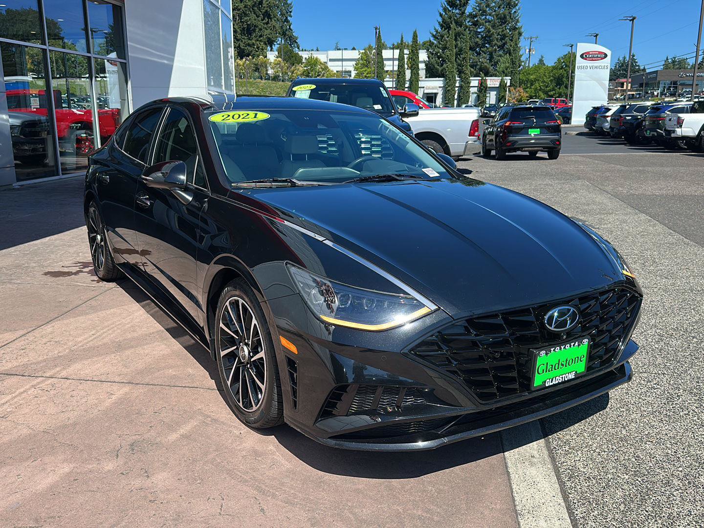 Used 2021 Hyundai Sonata Limited w/ Preferred Accessory Package FWD image 5