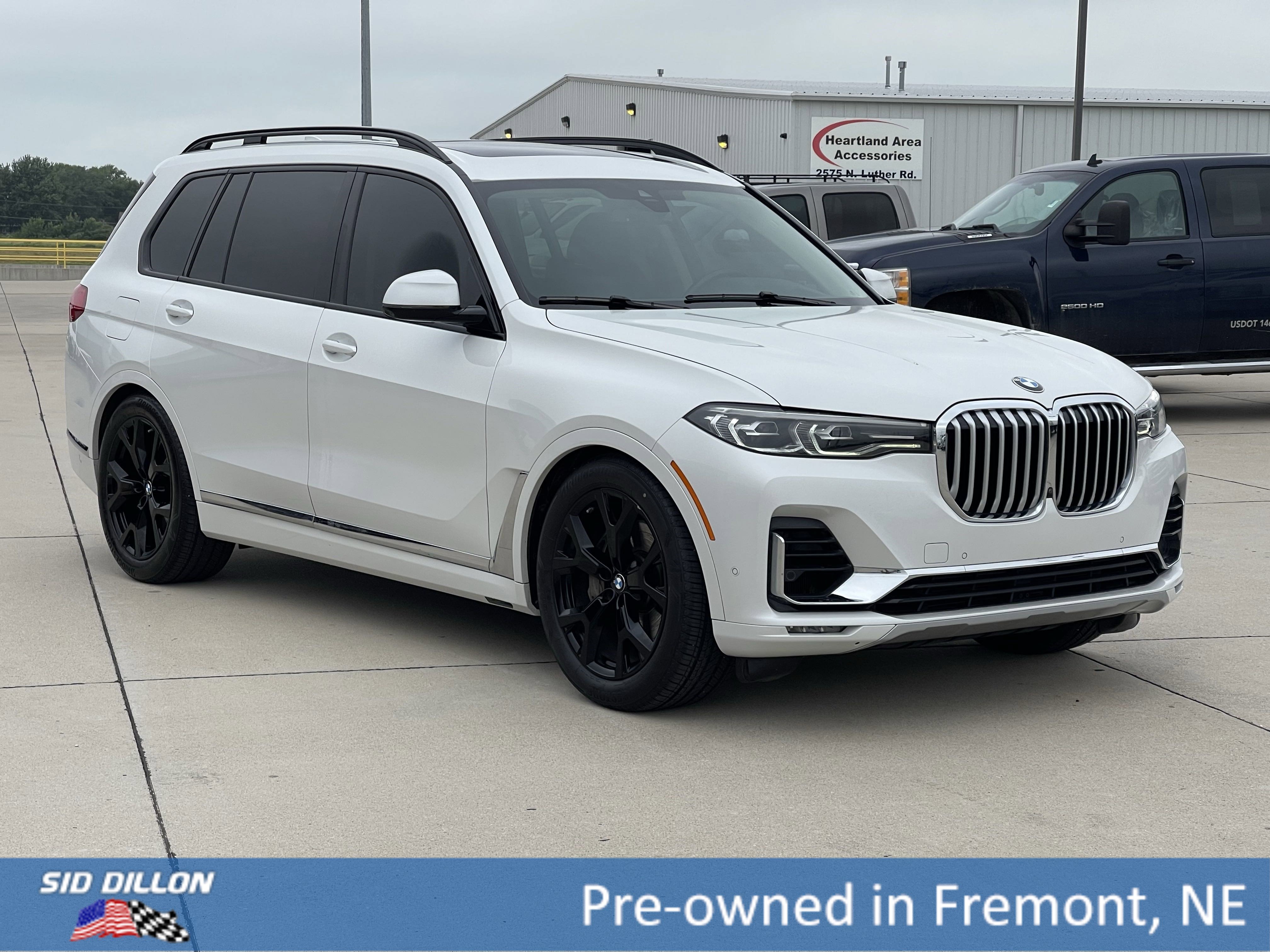 Used 2021 BMW X7 xDrive40i w/ Premium Package 2 image 14