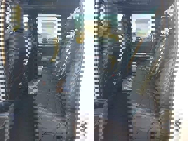 New 2026 Ford F250 Platinum image 23