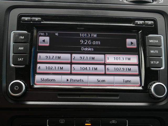 Used 2011 Volkswagen Jetta TDI FWD image 14