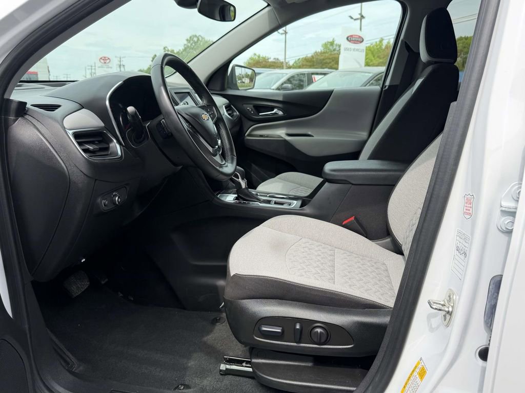 Used 2024 Chevrolet Equinox LT image 16