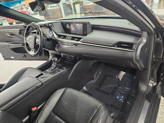 Used 2019 Lexus ES 350 image 8