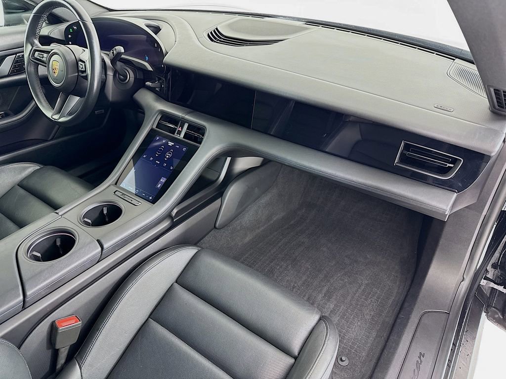 Certified 2021 Porsche Taycan RWD image 30