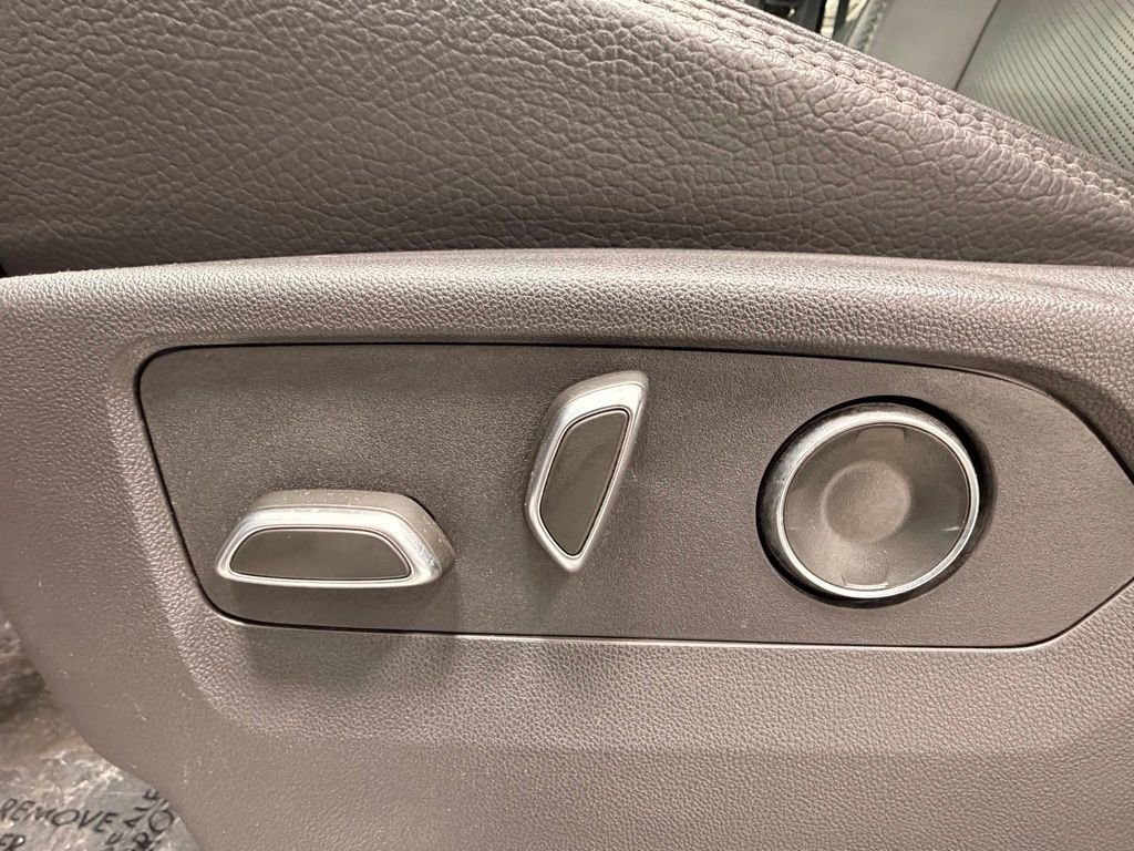 Used 2024 GMC Sierra 2500 Denali w/ Denali Reserve Package image 31