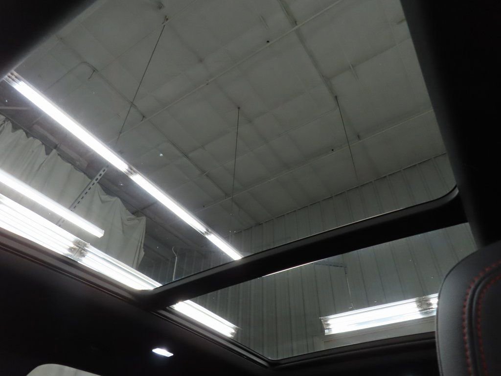 Used 2024 Chevrolet Traverse RS w/ LPO, Floor Liner Package image 29