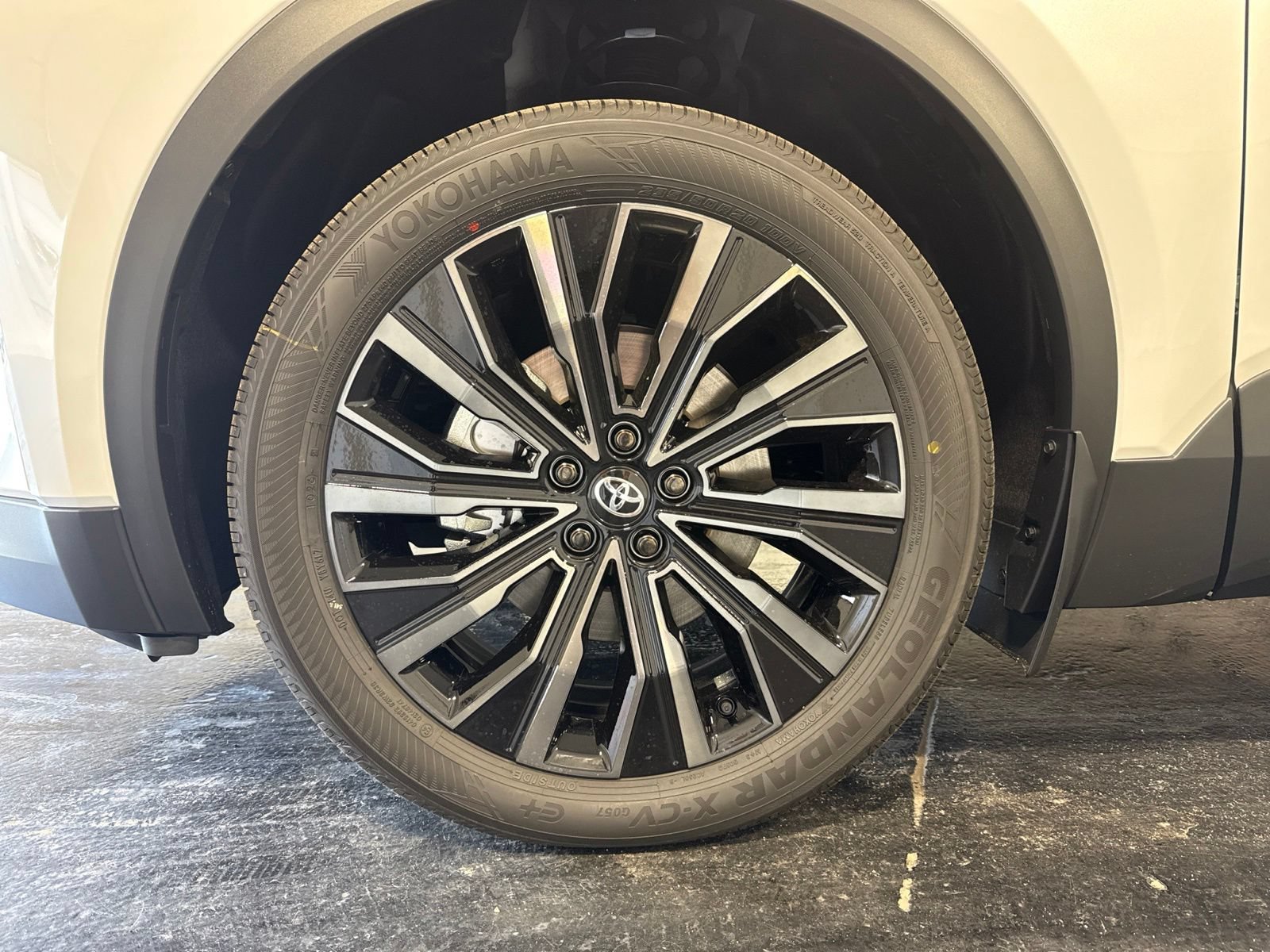 New 2026 Toyota C-HR AWD/4WD image 6