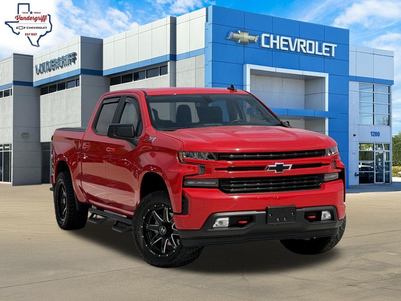 Used 2019 Chevrolet Silverado 1500 RST AWD/4WD image 1