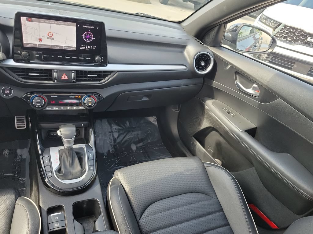 Used 2024 Kia Forte GT-Line w/ GT-Line Premium Package FWD image 30