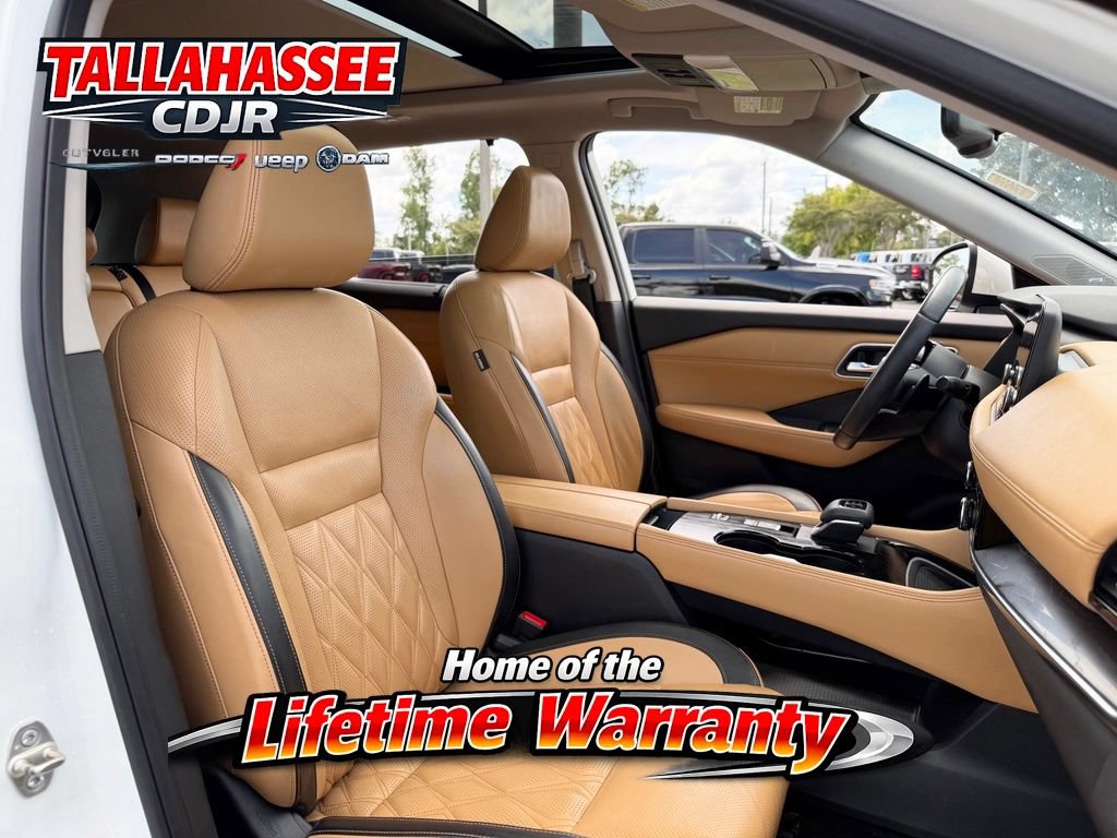Used 2021 Nissan Rogue Platinum FWD image 32
