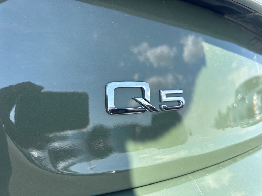 Used 2023 Audi Q5 2.0T Premium w/ Convenience Package AWD/4WD image 4