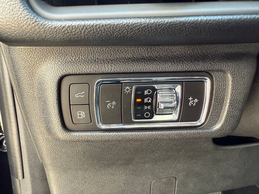 New 2025 Lincoln Corsair Grand Touring w/ Equipment Group 302A image 45
