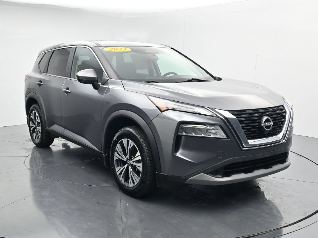 Used 2023 Nissan Rogue SV AWD/4WD image 2
