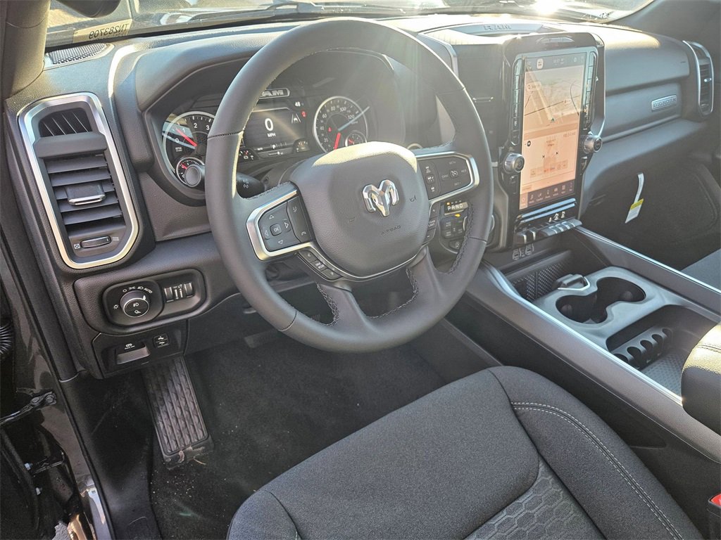 New 2026 RAM 1500 4x4 Crew Cab image 13