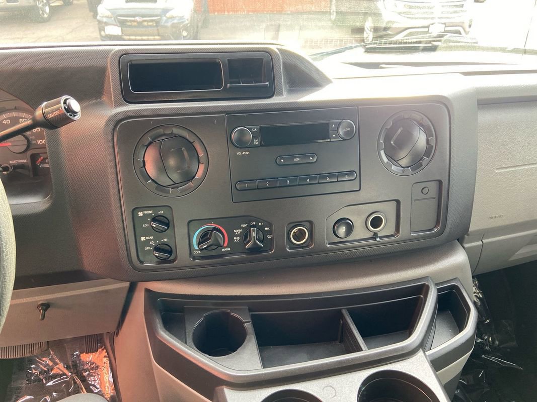 Used 2009 Ford E-350 and Econoline 350 XL image 16