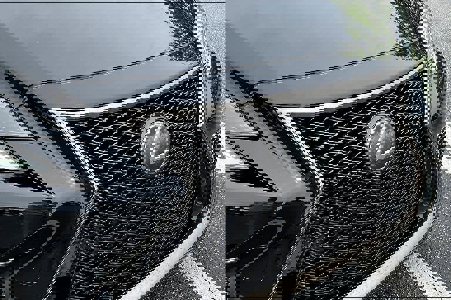 Used 2018 Lexus LS 500 F Sport w/ Accessory Package (Z2) image 30