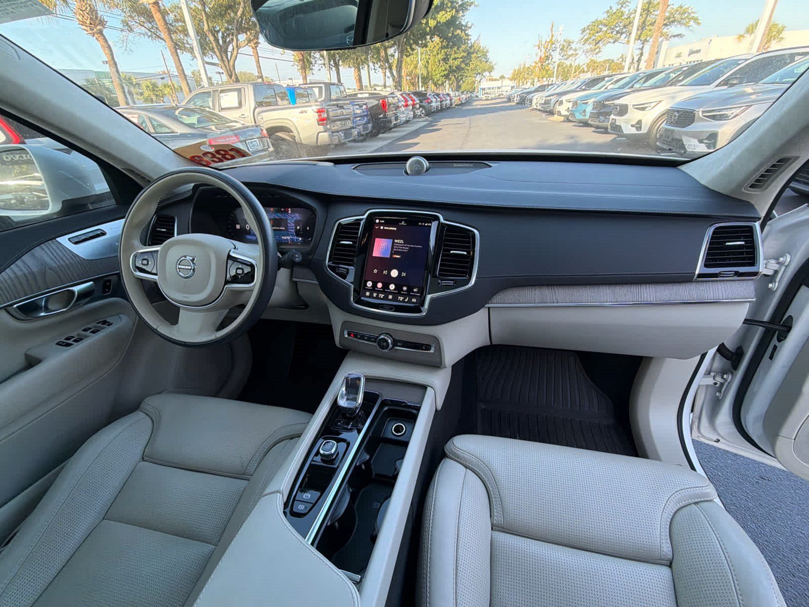 Used 2024 Volvo XC90 B6 Ultimate w/ Lounge Package AWD/4WD image 20
