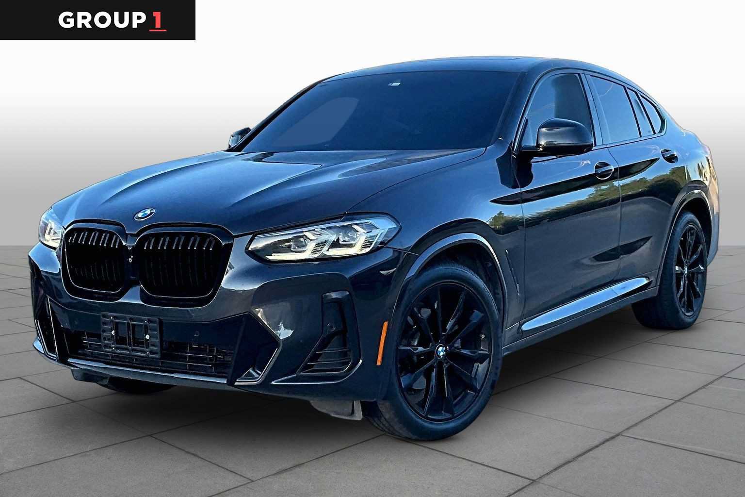 Used 2022 BMW X4 xDrive30i w/ Parking Assistance Package AWD/4WD image 1