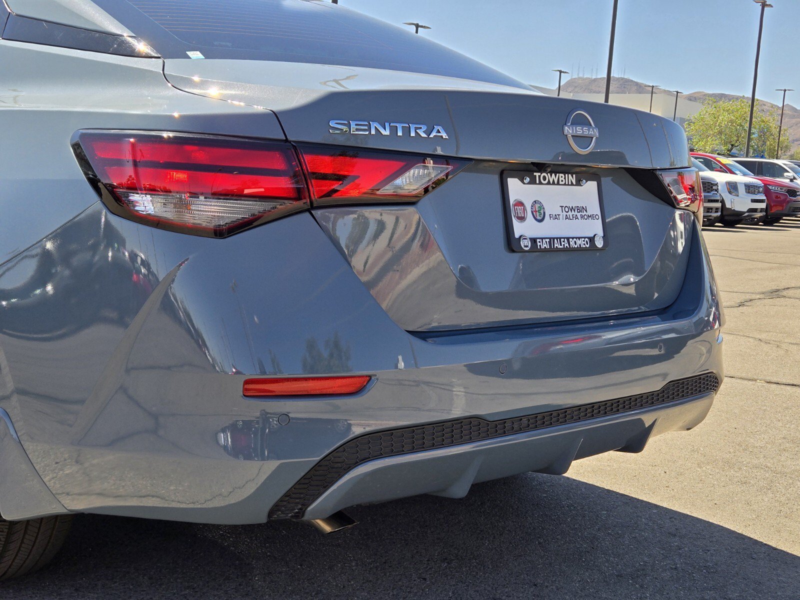 Used 2025 Nissan Sentra SV w/ All-Weather Package FWD image 5
