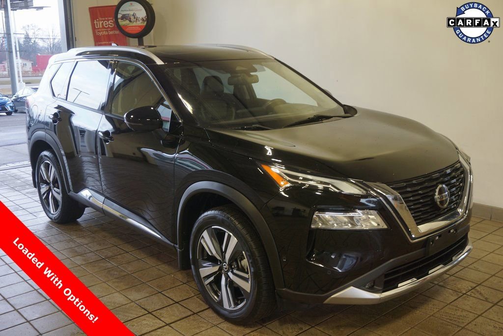 Used 2021 Nissan Rogue Platinum image 1