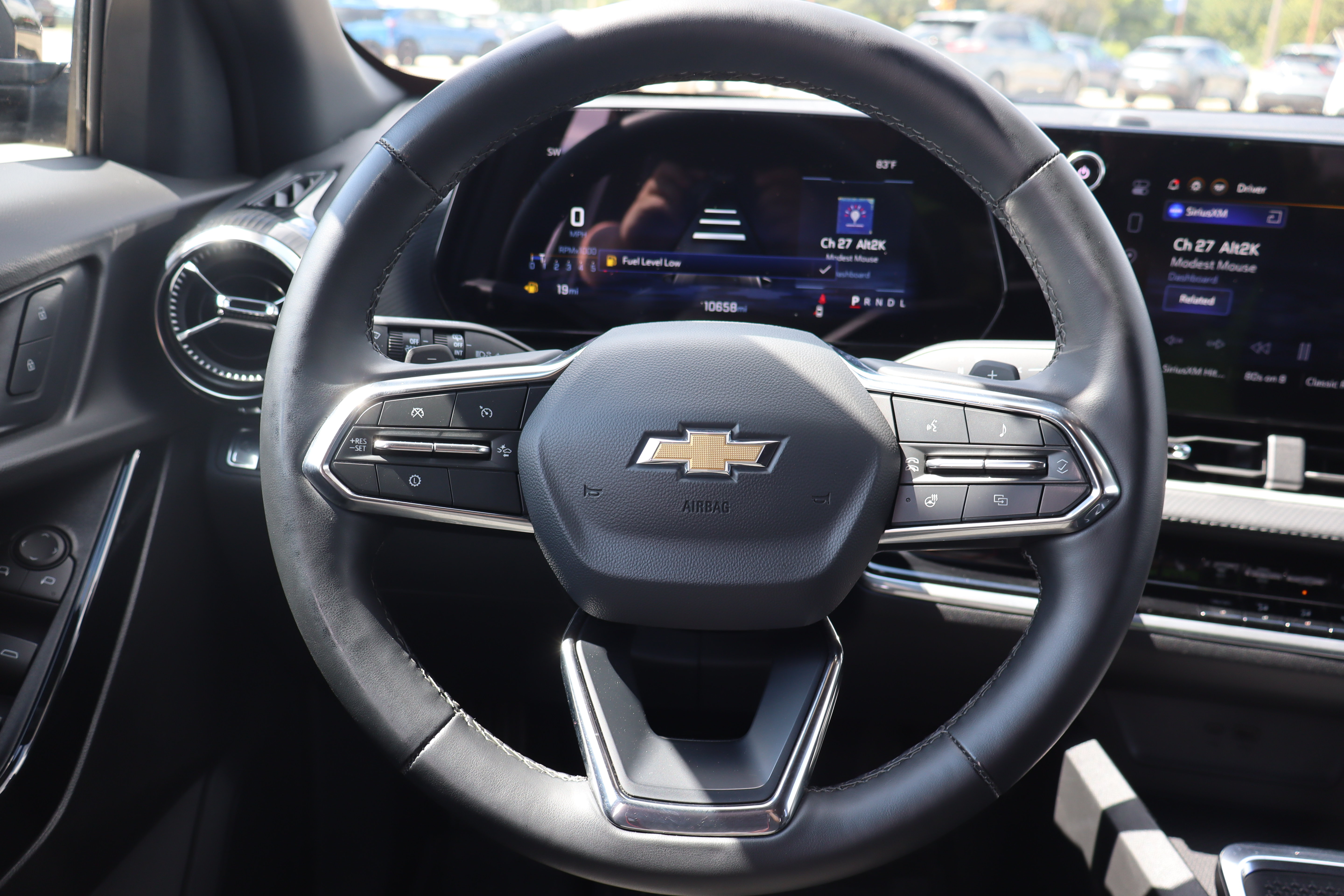 Used 2026 Chevrolet Equinox LT w/ LPO, Floor Liner Package FWD image 14