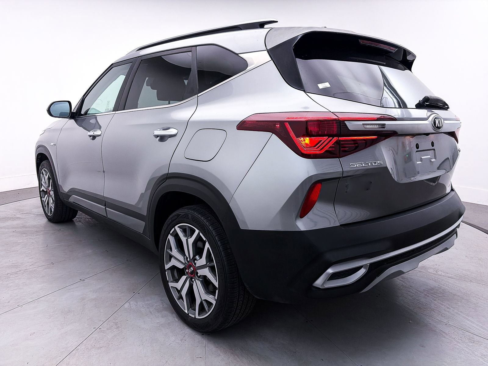 Certified 2021 Kia Seltos SX image 14