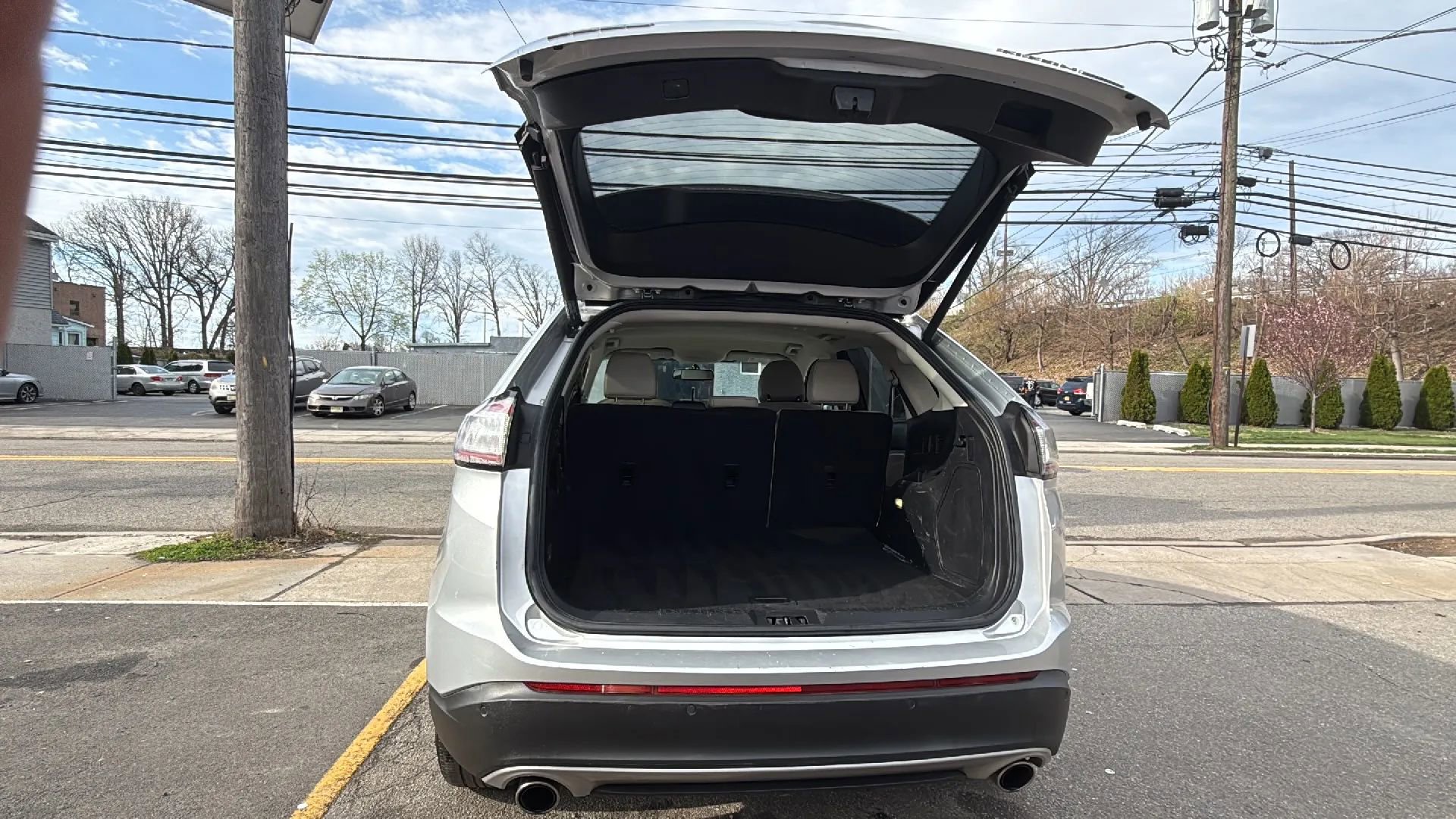 Used 2016 Ford Edge Titanium w/ Technology Package image 27