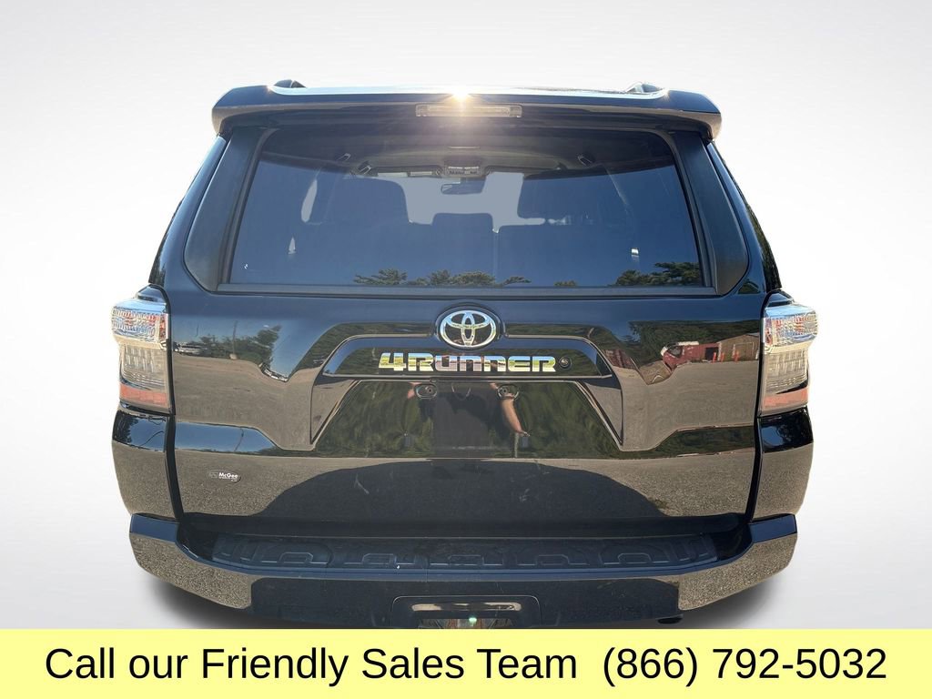 Used 2020 Toyota 4Runner SR5 image 5
