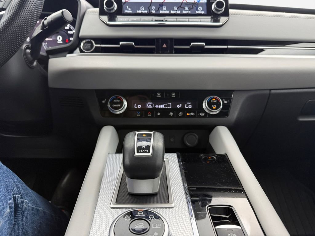 Used 2023 Mitsubishi Outlander SEL AWD/4WD image 22