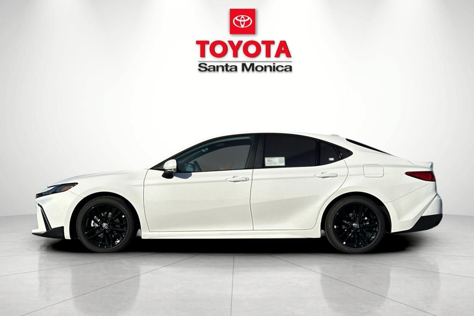 New 2026 Toyota Camry SE w/ Convenience Package FWD image 8