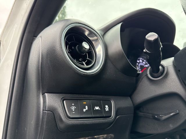 Used 2021 Kia Forte GT-Line image 28