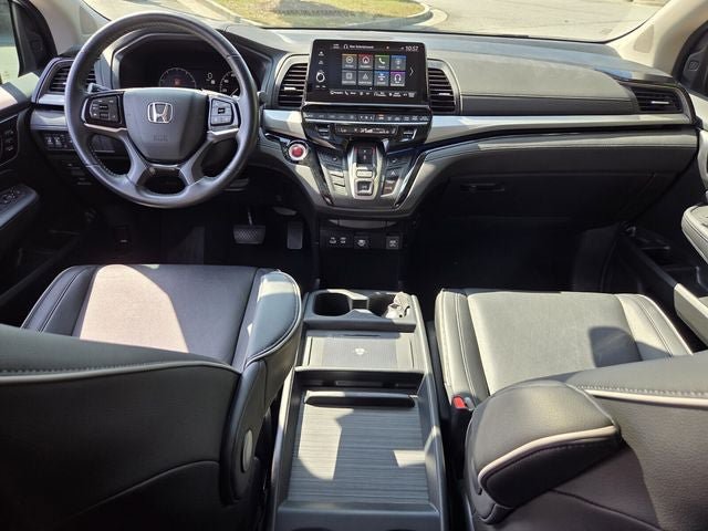 Certified 2025 Honda Odyssey Touring image 17