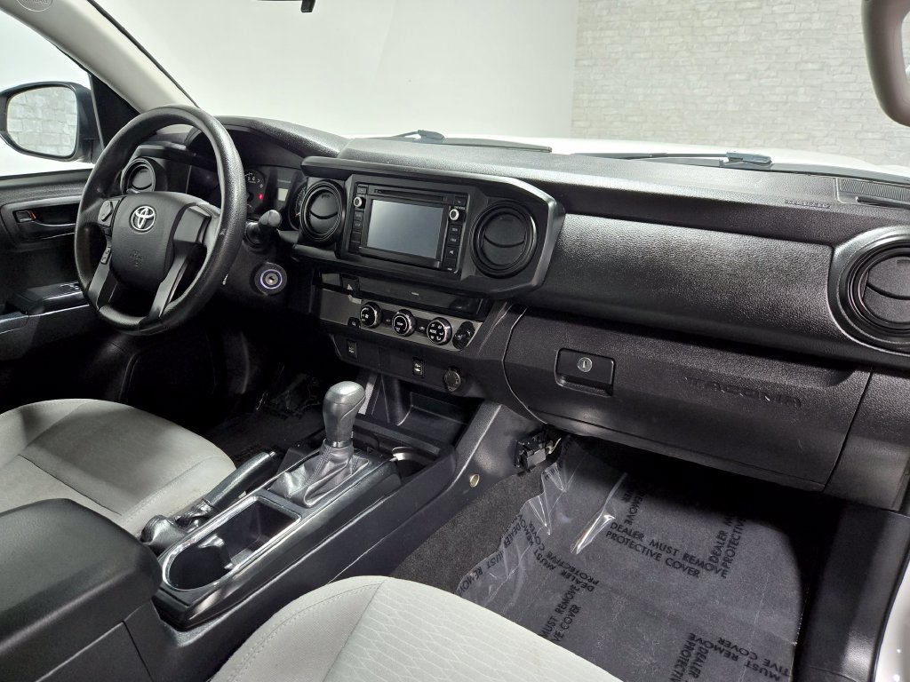 Used 2017 Toyota Tacoma SR RWD image 46