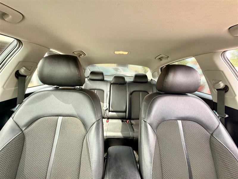 Used 2018 Kia Optima S FWD image 21